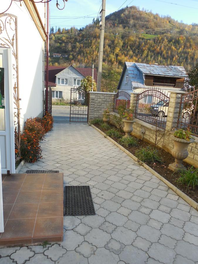 Prezident Hotel Dilove Екстериор снимка